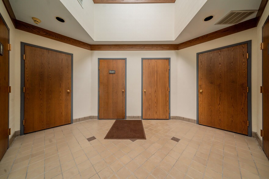 More Photos Of 12575 Rockside Rd, Garfield Heights Medical For Sale