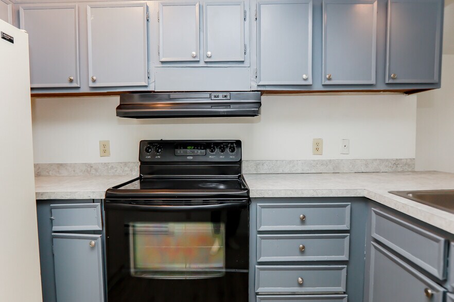 More Photos Of 3514-3528 South St, Portsmouth Apartments For Sale