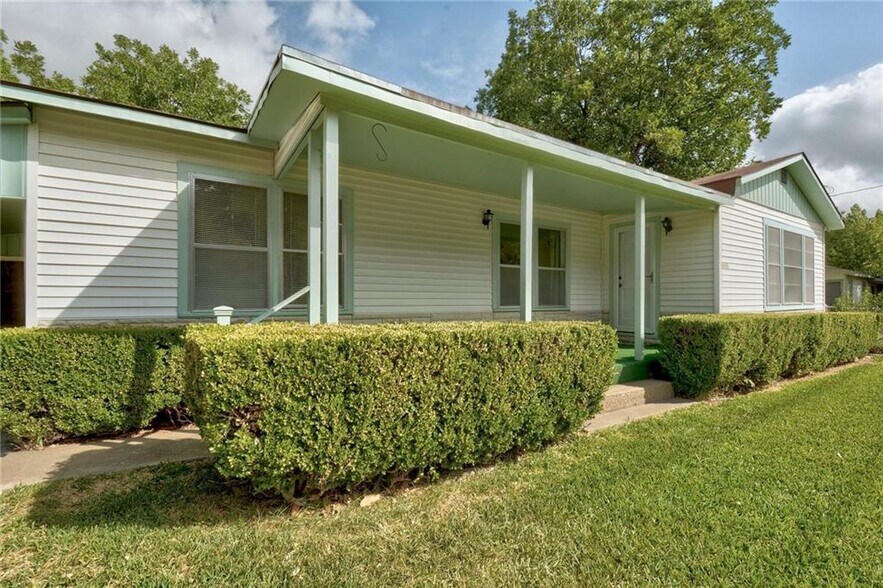 More Photos Of 4400 Norwood Ln, Austin Land For Lease