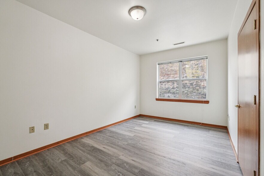 More Photos Of 134 Main St, Racine Apartments For Sale