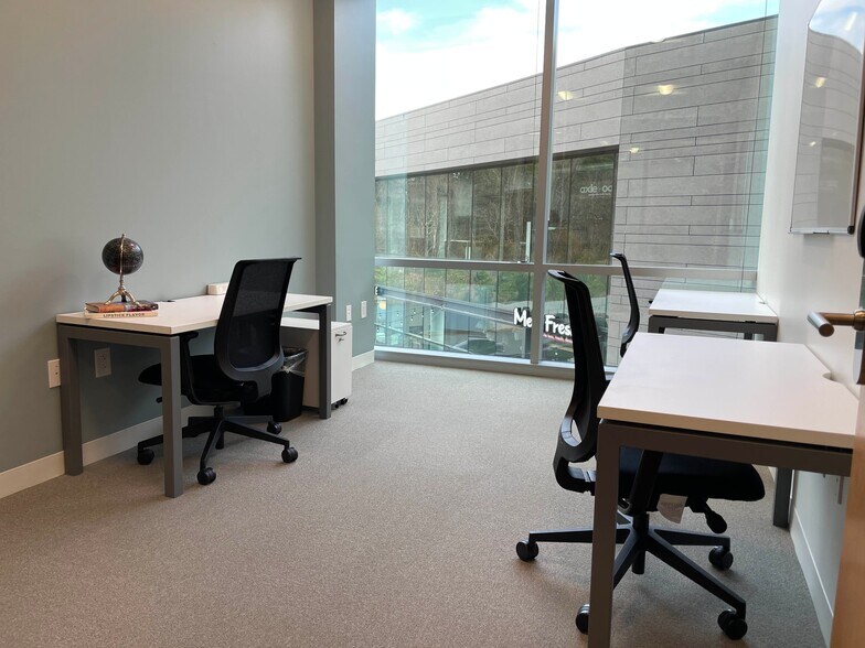 More Photos Of 4509 Creedmoor Rd, Raleigh Coworking Space