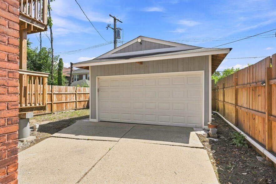 More Photos Of 3273 Cortland St, Detroit Apartments For Sale