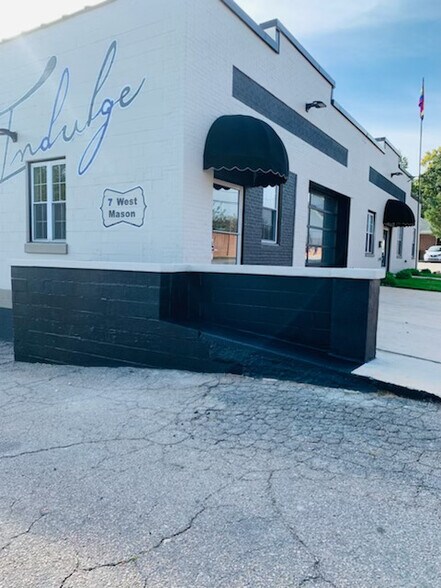 More Photos Of 7 W Mason St, Franklinton Storefront Retail Office For Sale