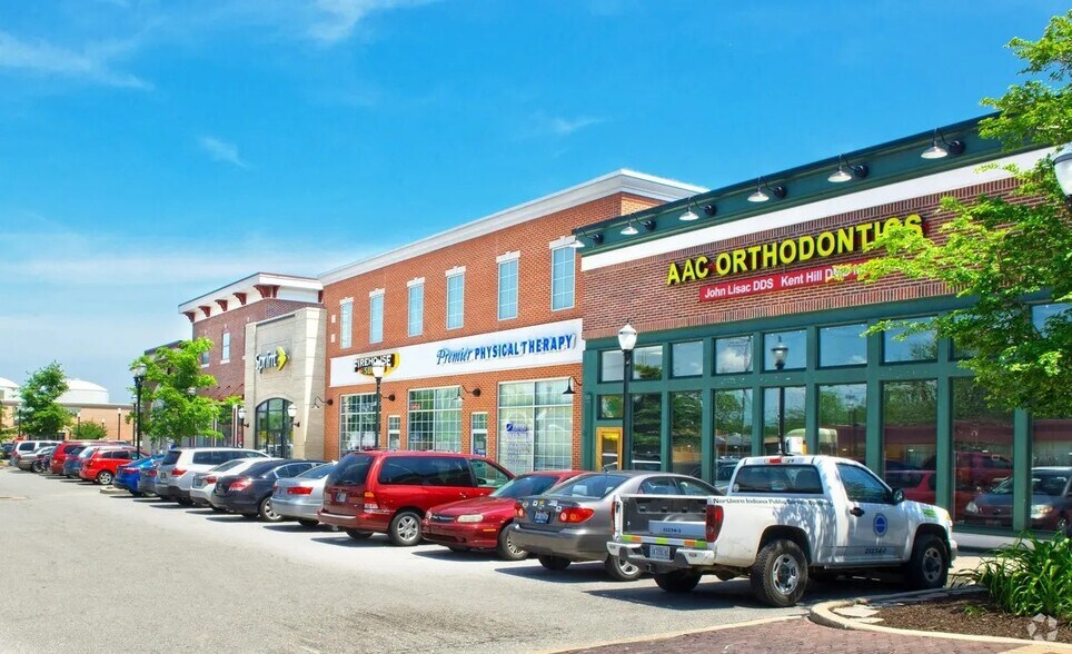 More Photos Of 8201-8231 Calumet Ave, Munster Storefront For Lease