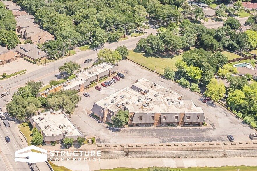 Primary Photo Of , Irving Office For Sale