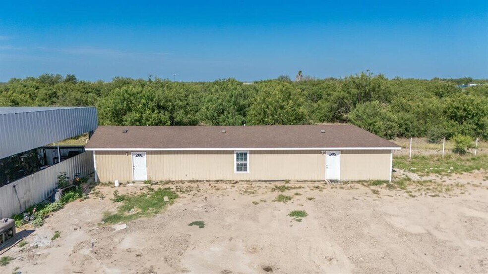 More Photos Of 307 Sulfur Mine Road, Laredo Land For Sale