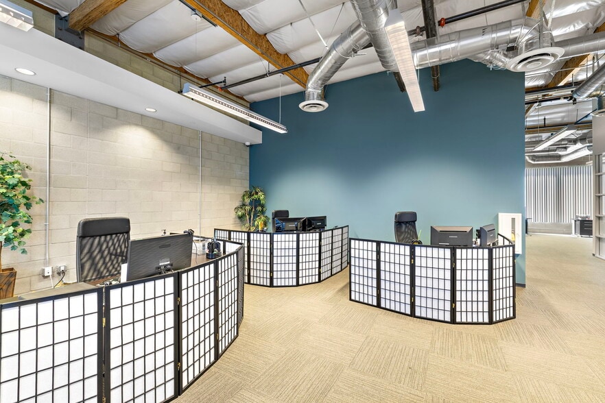 More Photos Of 9940 Irvine Center Dr, Irvine Office For Sale