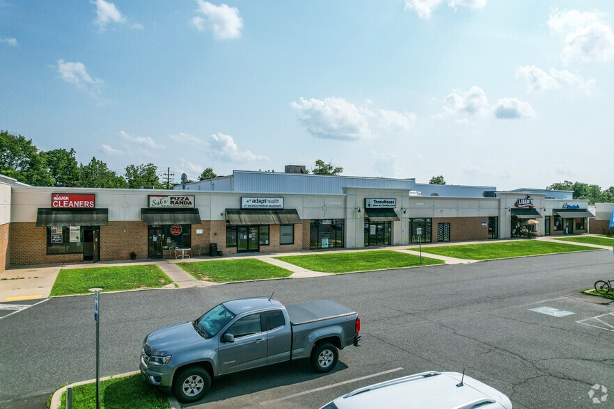 More Photos Of 240 S West End Blvd, Quakertown Unknown For Lease