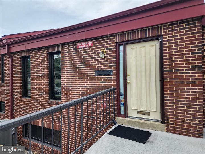 More Photos Of 2555-2575 Chain Bridge Rd, Vienna Medical For Sale