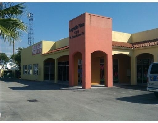 More Photos Of 12975 W Okeechobee Rd, Hialeah General Retail For Lease