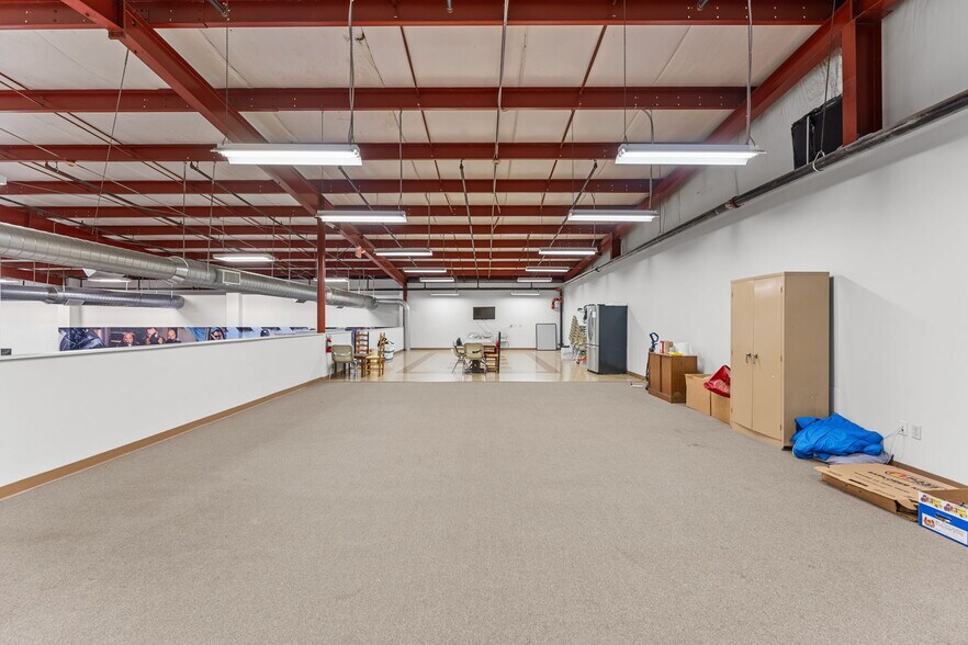 More Photos Of 20 Bellows Rd, Raynham Warehouse For Lease