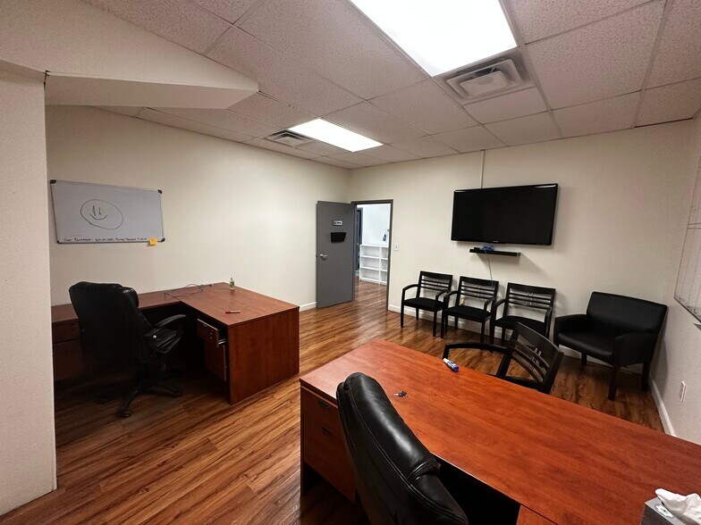 More Photos Of 797 Cool Spring Rd, Mingo Junction Office For Lease