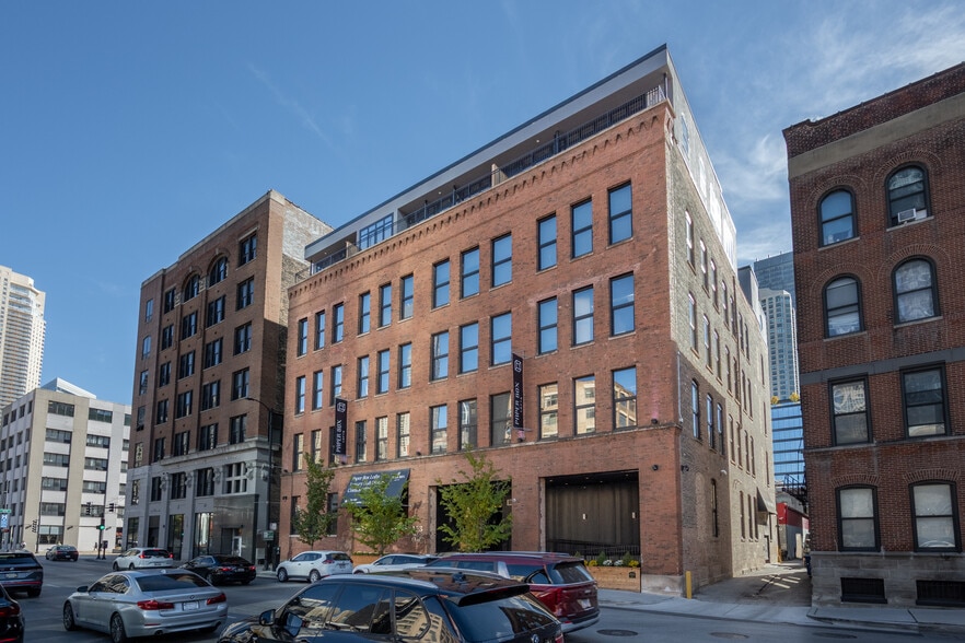 Primary Photo Of 153 W Ohio St, Chicago Apartments For Sale