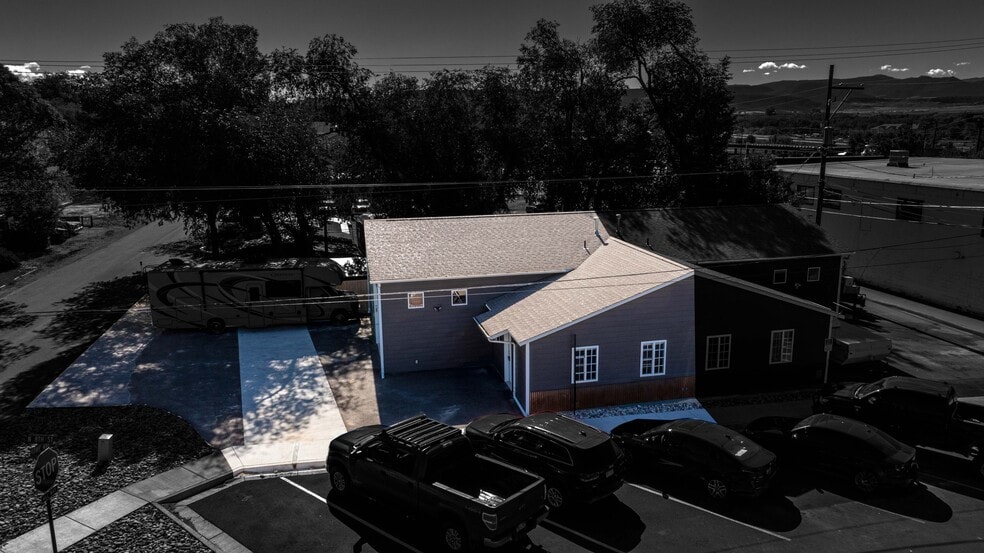 More Photos Of 106 N 8th St, Silt Industrial For Sale