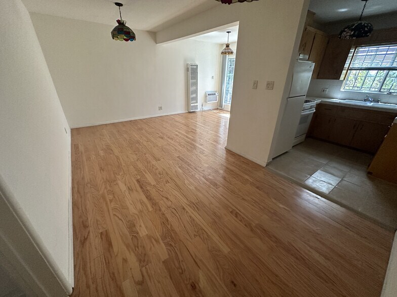 More Photos Of 1403 N Vista St, Los Angeles Apartments For Sale