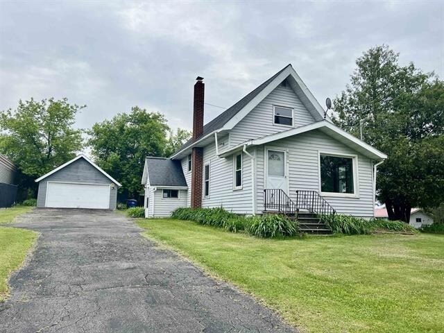 More Photos Of 400 N Genesee St, Wittenberg Office For Sale