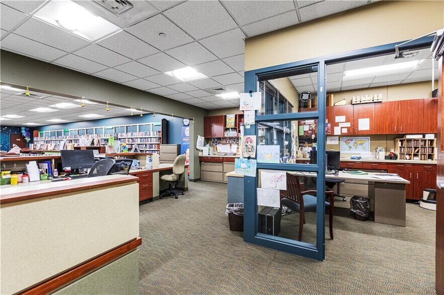 More Photos Of 1900 Belt hwy, Saint Joseph Department Store For Sale