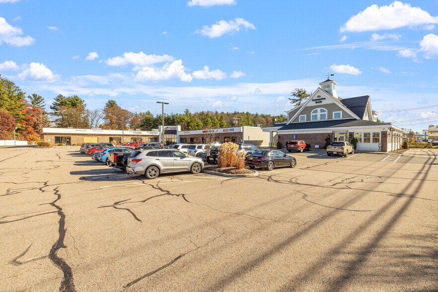 More Photos Of 493 Amherst St, Nashua Freestanding For Lease