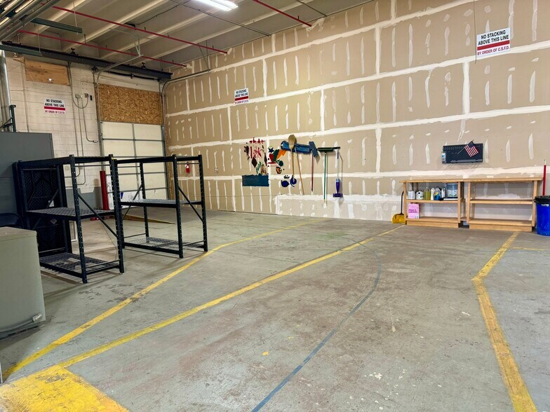 More Photos Of 750 Garden Of The Gods Rd, Colorado Springs Storefront For Lease