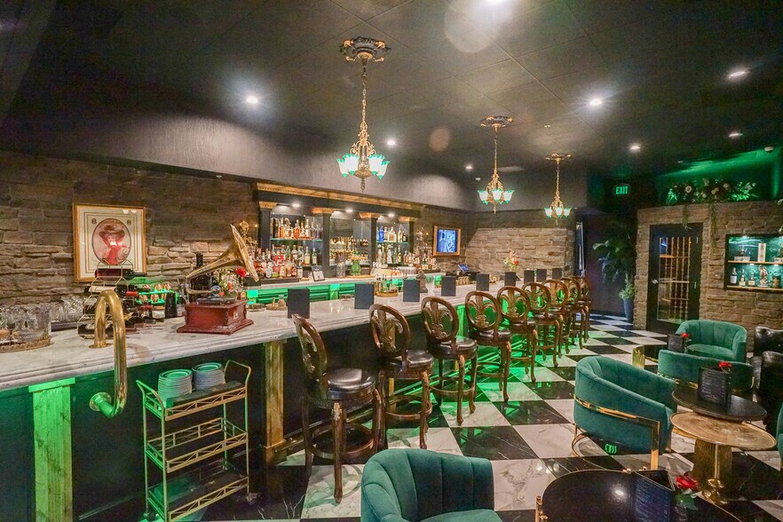 More Photos Of 1225 Canal Blvd, Ripon Restaurant For Sale