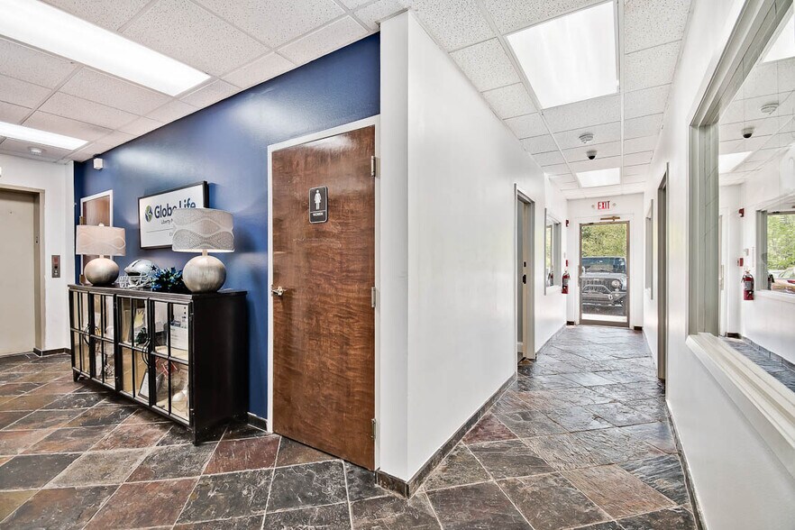 More Photos Of 1700 Industrial Drive, Rogers Office For Lease