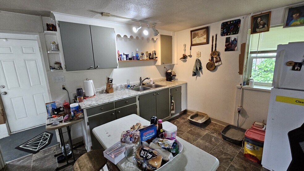 More Photos Of 706 Laurel St, Kelso Apartments For Sale