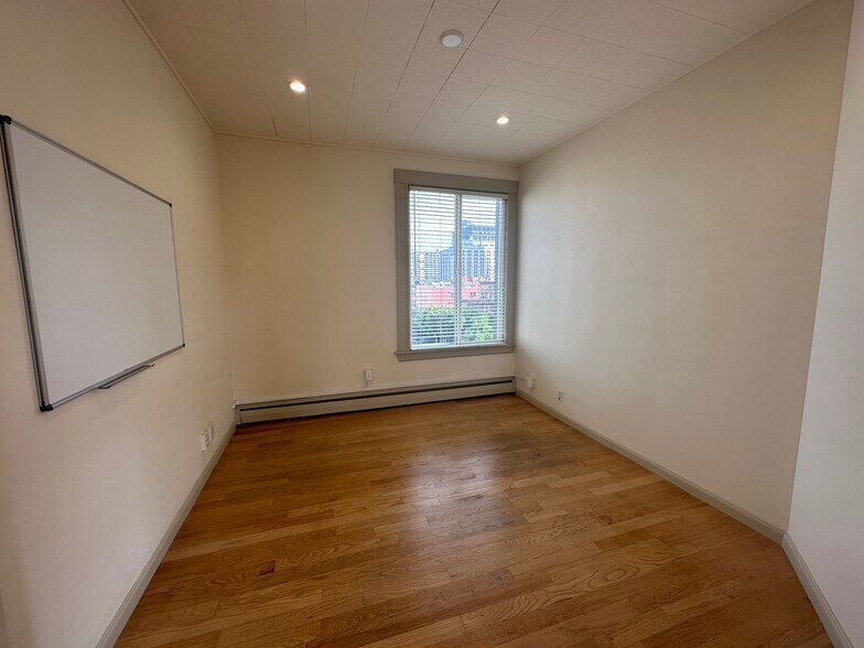 More Photos Of 200-222 Columbus Ave, San Francisco Office For Lease