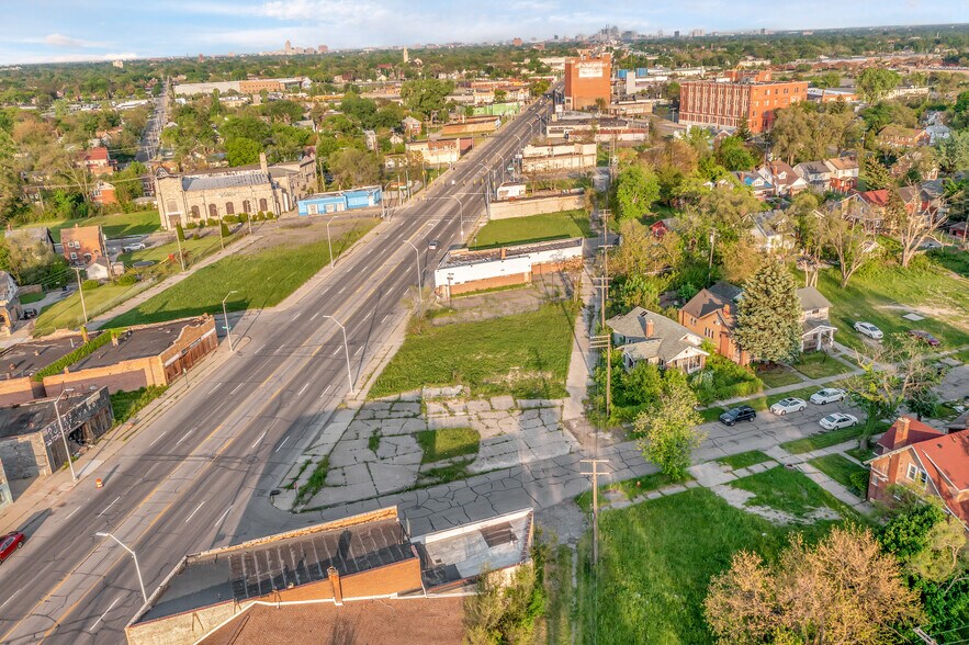 11825 W Grand River, Detroit, MI 48204 Land For Sale