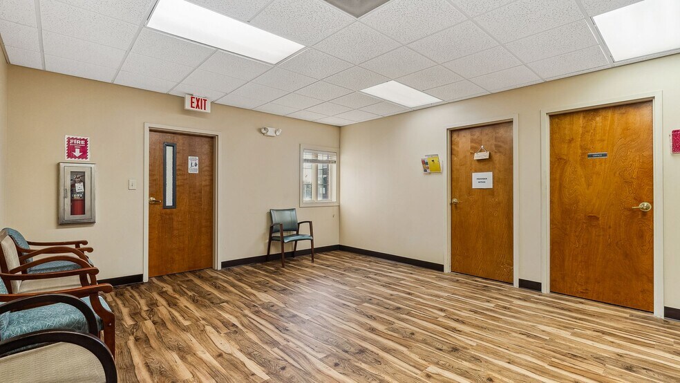 More Photos Of 2149 Valleygate Dr, Fayetteville Medical For Sale