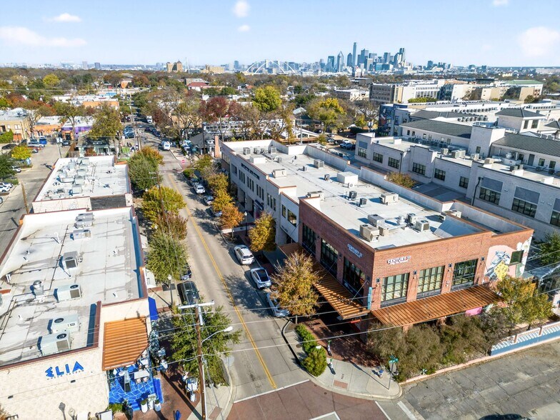 More Photos Of 439 W 9th St, Dallas Apartments For Sale