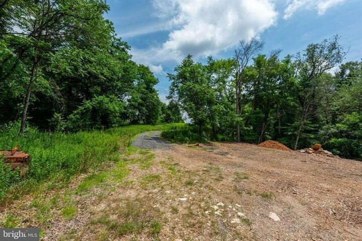 More Photos Of 19220 York Rd, Parkton Freestanding For Sale