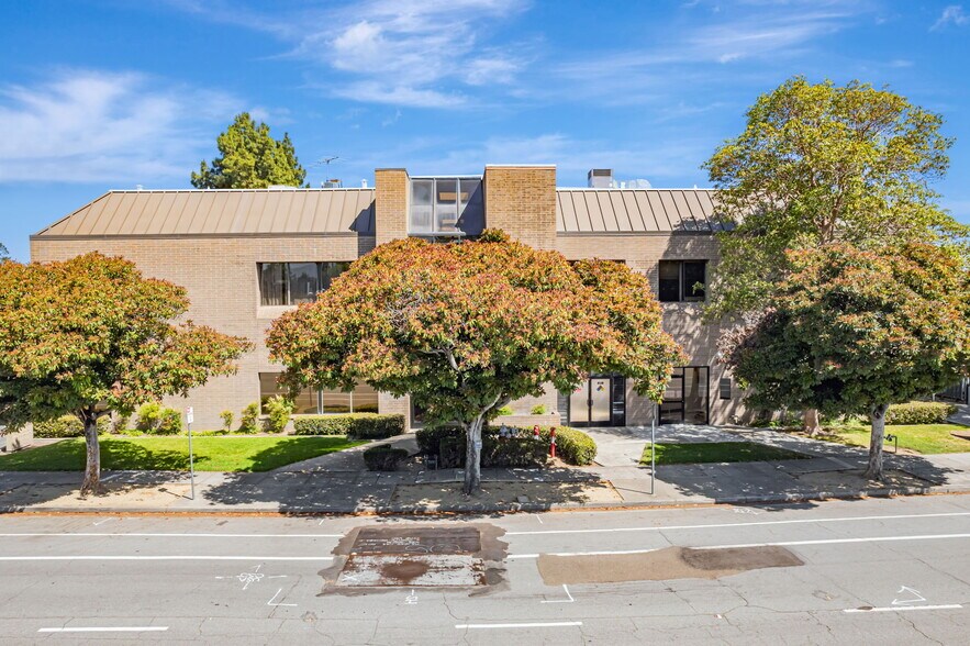 More Photos Of 2039 Forest Ave, San Jose Medical For Sale