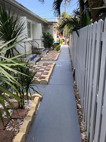 More Photos Of 7630 Byron Ave, Miami Beach Apartments For Sale