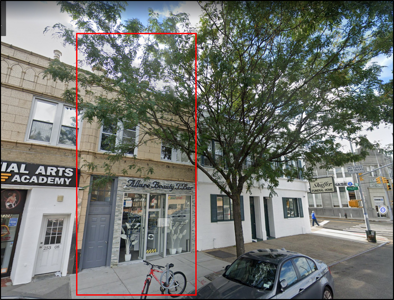 Primary Photo Of 253-06 Northern Blvd, Little Neck Storefront Retail Residential For Lease