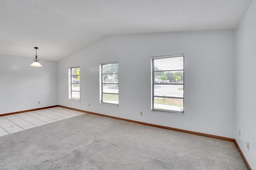 More Photos Of 5907 Tyler St, Hollywood Apartments For Sale