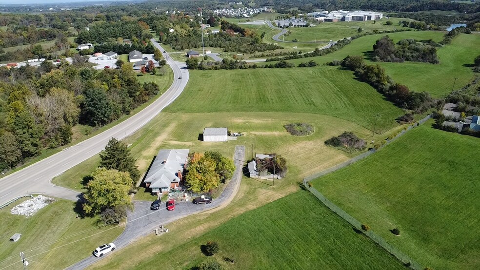 More Photos Of 300 National Ave, Staunton Land For Lease