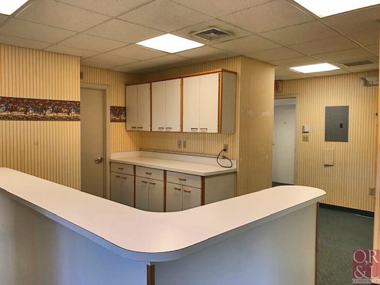 More Photos Of 288 Highland Ave, Cheshire Medical For Lease