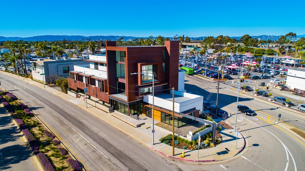 More Photos Of 6960 S Centinela Ave, Culver City Loft Creative Space For Sale