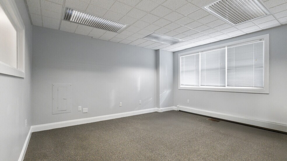 More Photos Of 104 Bridge Rd, Salisbury Loft Creative Space For Sale