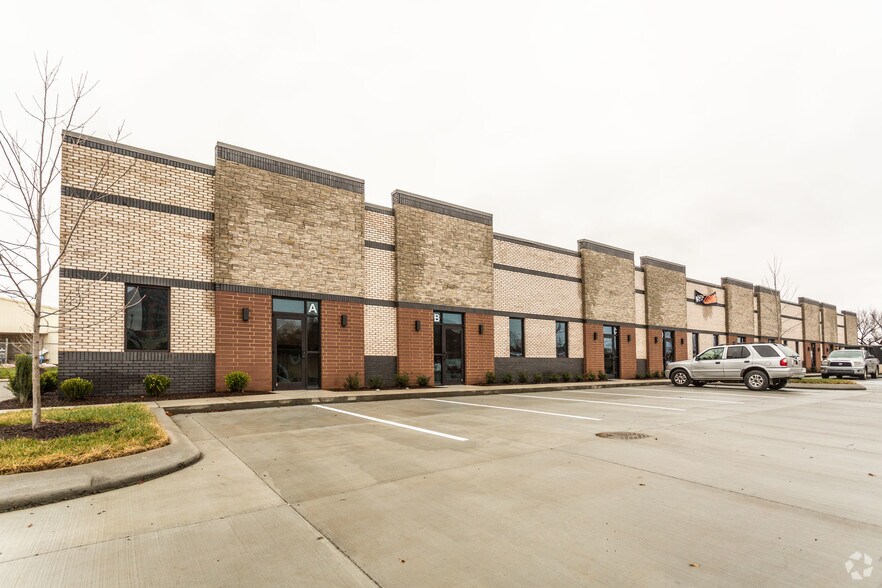 More Photos Of 319 Hickerson Dr, Murfreesboro Light Distribution For Lease