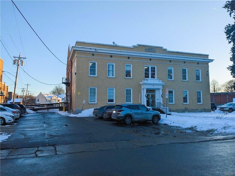 More Photos Of 1-5 Clayton Ave, Cortland Office For Lease