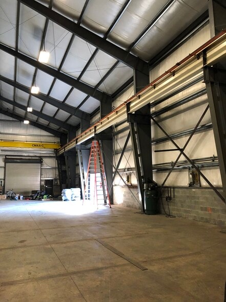 More Photos Of 6150-6170 Center Rd, Lowellville Warehouse For Sale