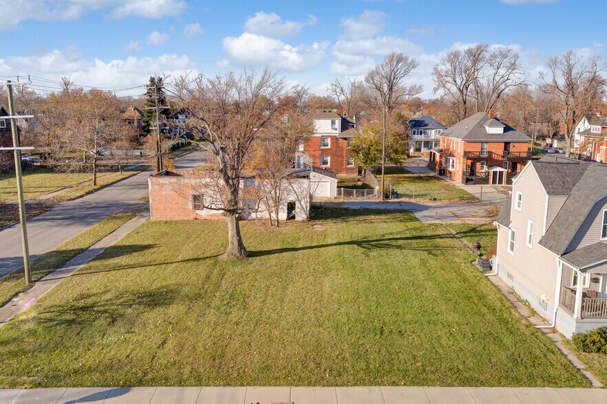 More Photos Of 515 Euclid St, Detroit Land For Sale
