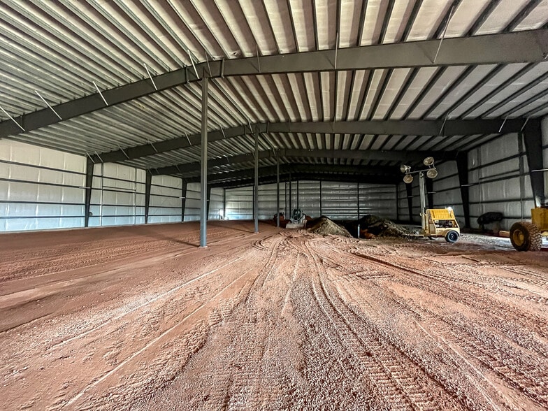 More Photos Of 4754 Mall Dr, Box Elder Warehouse For Lease