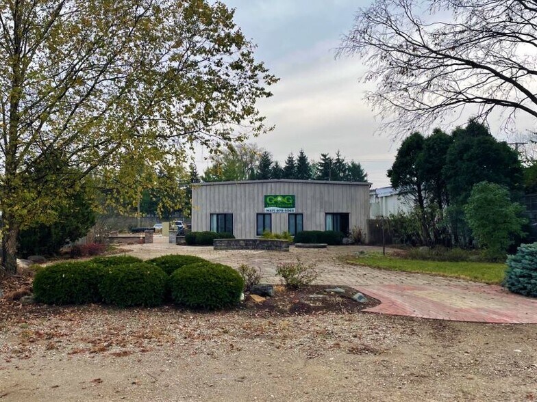 More Photos Of 160 Glaser St, Fairborn Flex For Sale