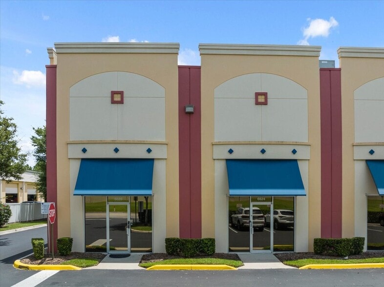 More Photos Of 6600-6626 Kingspointe Pky, Orlando Distribution For Lease