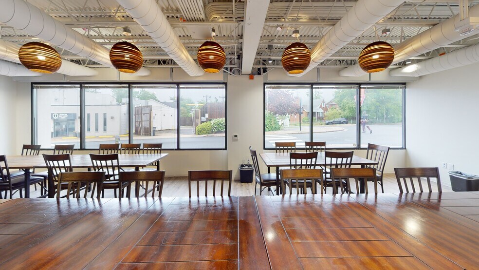 More Photos Of 1521 N Danville St, Arlington Loft Creative Space For Lease