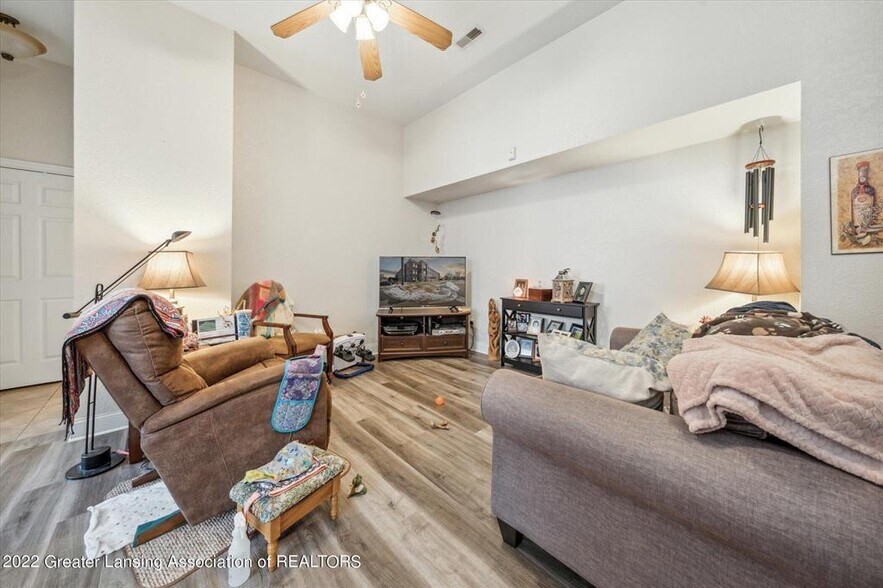 More Photos Of 335 Horatio St, Charlotte Apartments For Sale