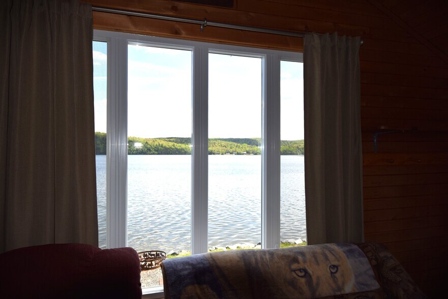 More Photos Of 109 Sinclair Rd, Sinclair Sports And Entertainment For Sale