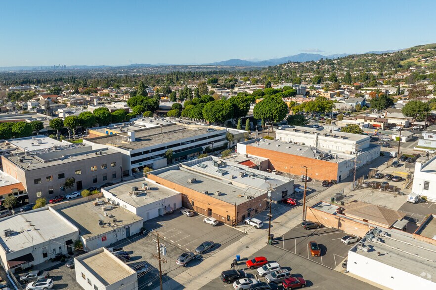 More Photos Of 6728 Bright Ave, Whittier Storefront For Sale